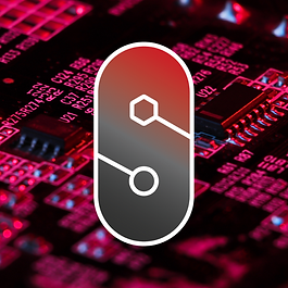 Icona digitale SkillPill su un circuito elettronico, che rappresenta l'automazione dell'apprendimento basata sull'intelligenza artificiale e la formazione digitale.